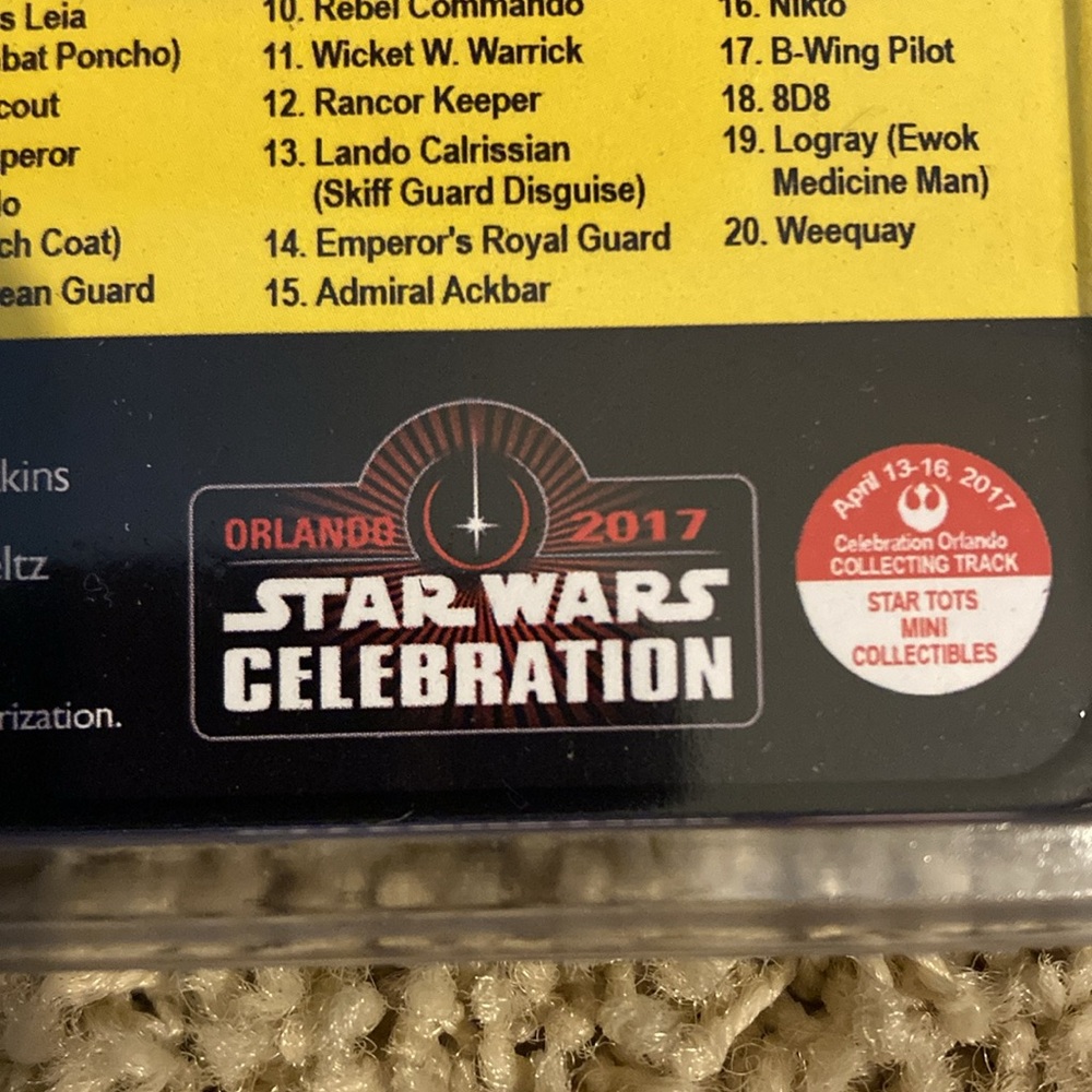 *New* Star Wars Celebration Emperor’s Royal Guard StarTots - Picture 4 of 4